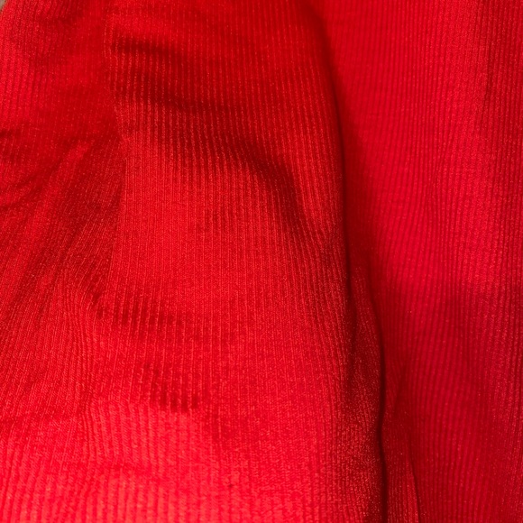 Selling a copper key red shirt - Picture 2 of 3